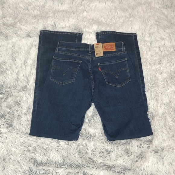 Levi’s Curvy Bootcut Jeans - Picture 4 of 5